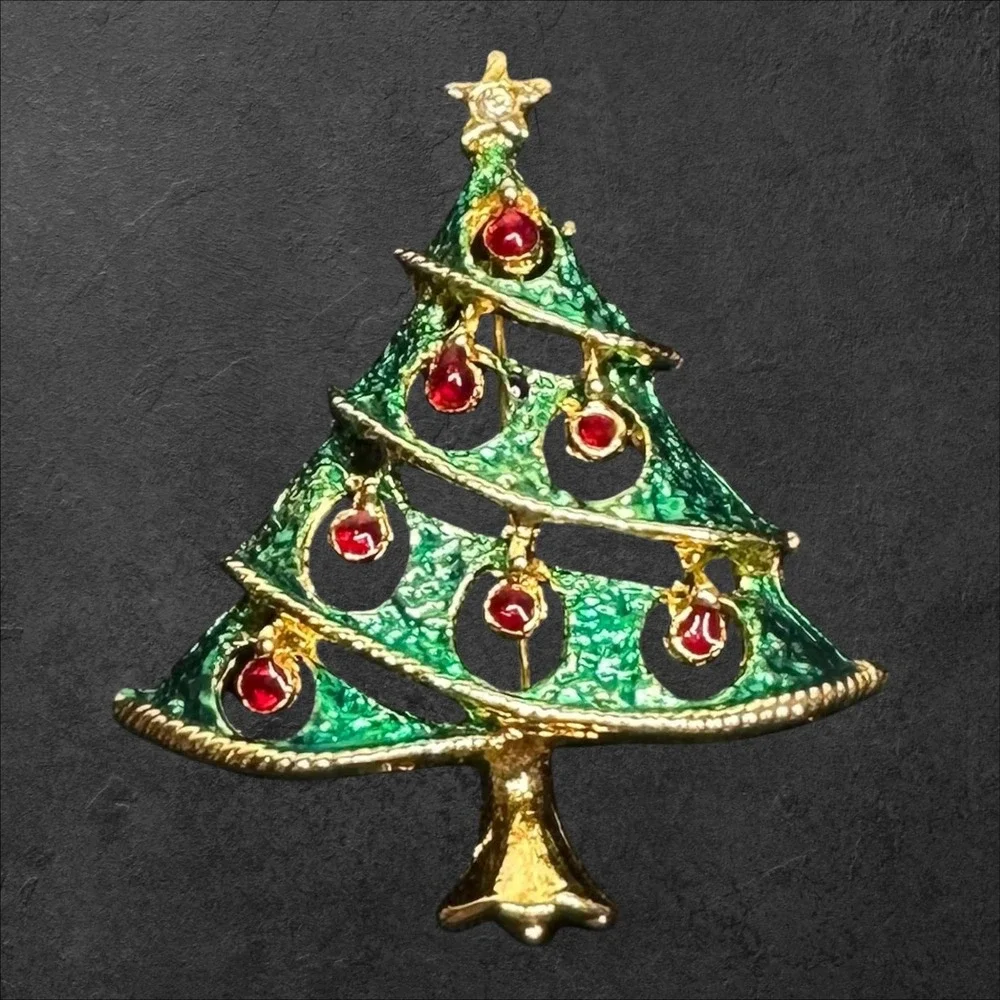 Vintage Christmas Tree Brooch‎ Green Enamel Red Cabochon Gold Tone Pin
